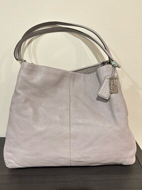 Coach Madison Phoebe Grey
Quartz shoulder bag NWOT